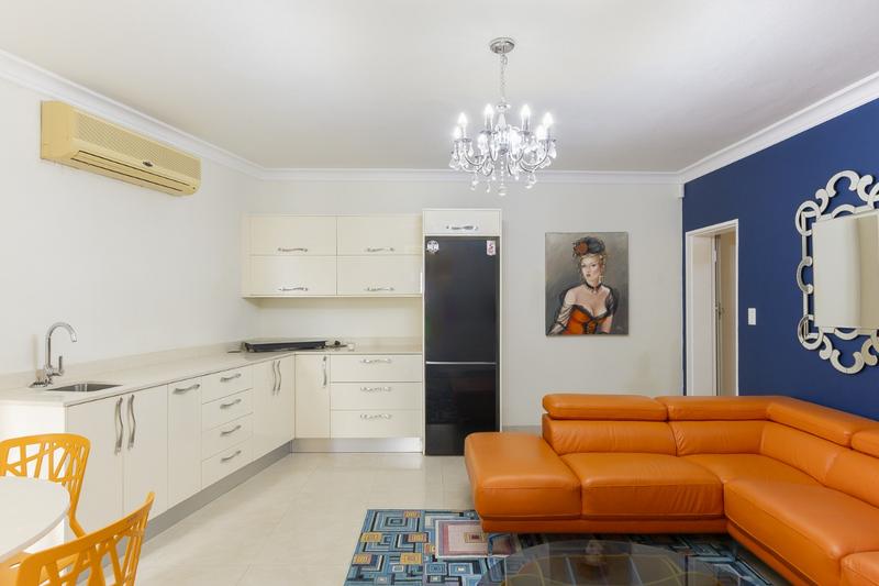 9 Bedroom Property for Sale in Gordon Heights Western Cape